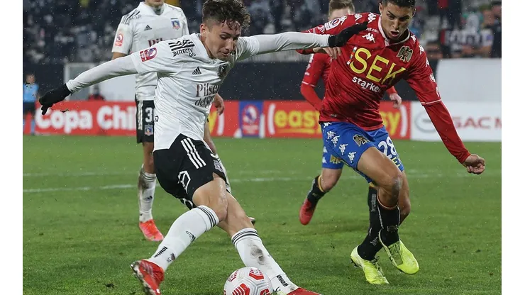 Colo Colo prepara alternativas para enfrentar a Unión Española.