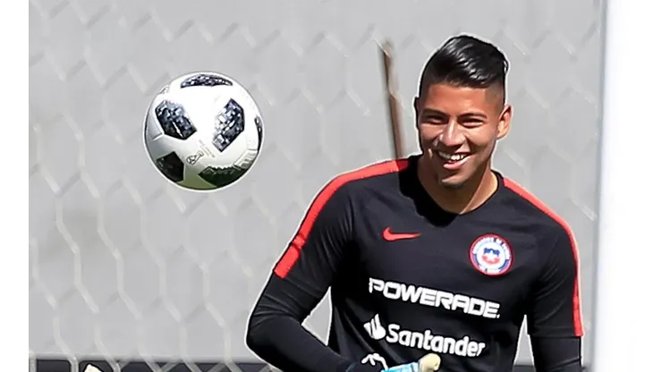Brayan Cortés puede sumar bonos en la Roja.