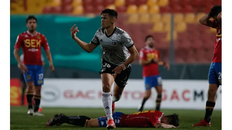 Colo Colo supera a Unión Española en cantidad de goles durante el 2021.