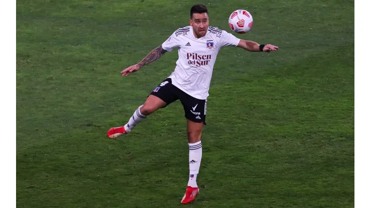 Zaldivia asoma como titular ante los hispanos.