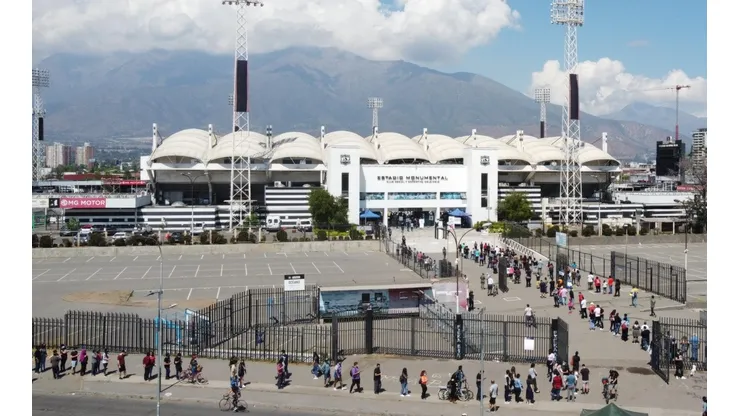 6.505 personas llegaron a votar al Estadio Monumental.