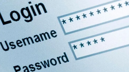 Estudio revela que "colocolo" es la quinta contraseña más ocupada en Chile