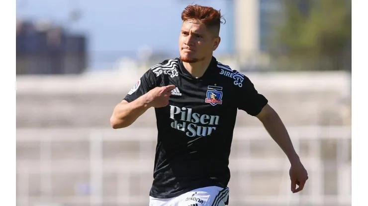 Leonardo Gil es una de las figuras de Colo Colo en el torneo.