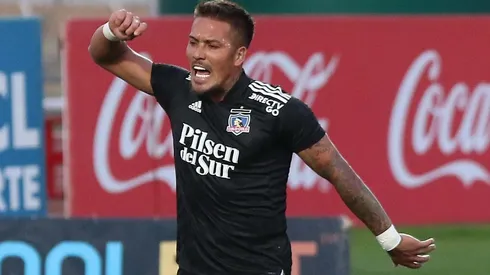 El Búfalo entró a los 69' por César Fuentes en La Granja.