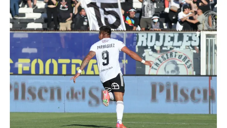 Javier Parraguez gana terreno en Colo Colo