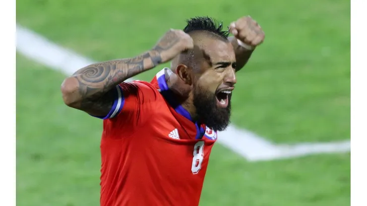 Arturo Vidal liderará el mediocampo de la Roja ante Paraguay.