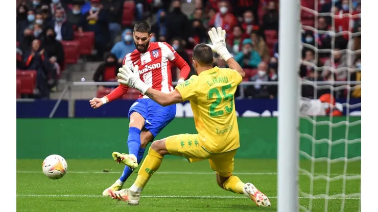Capitán salvó al Betis de una goleada más abultada