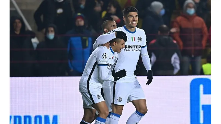 Los ex Colo Colo fueron protagonistas del triunfo interista ante Sheriff