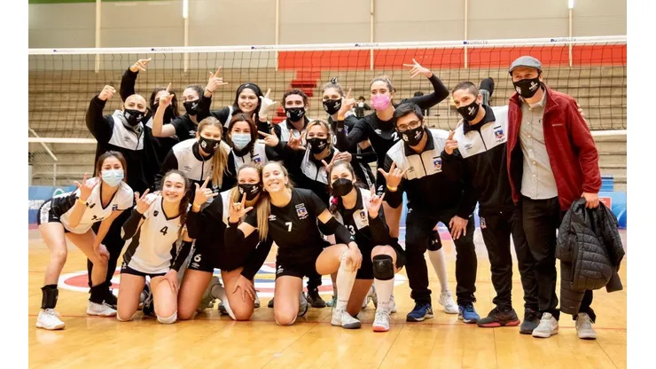 Las albas van por el título.