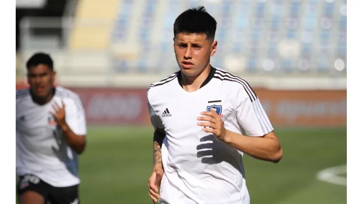 El Cacique juega con un equipo plagado de juveniles.