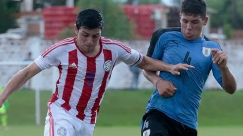 ¿Cómo juega Alan Saldivia?