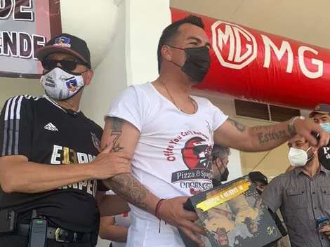Paredes se lució repartiendo regalos en el Monumental