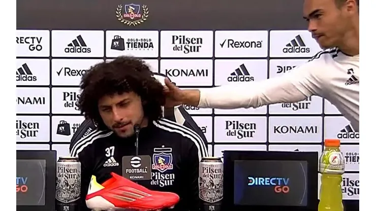 Un invitado especial se vio en la conferencia de hoy.