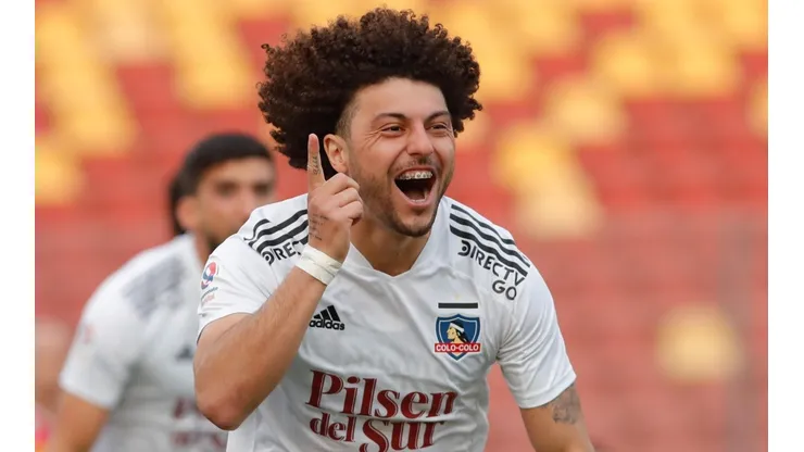 Maximiliano Falcón está a una amarilla de la suspensión en el Cacique.
