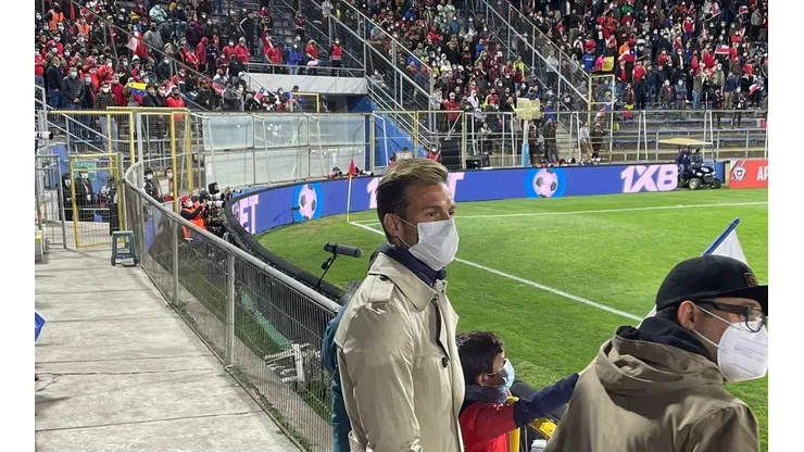 Santos llegó a San Carlos para ver a su selección frente a Chile