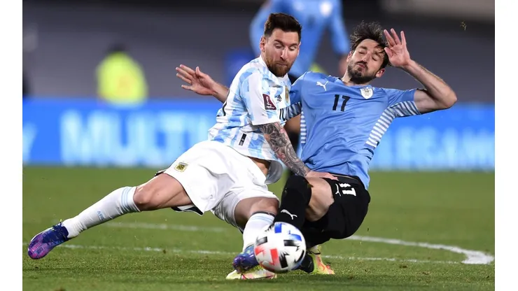 Argentina se quedó con el Clásico del río de la Plata