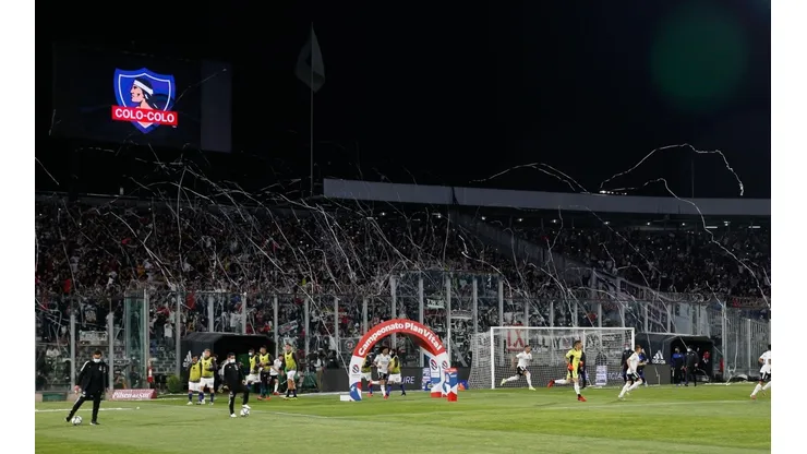 El Cacique recibió una ovación.