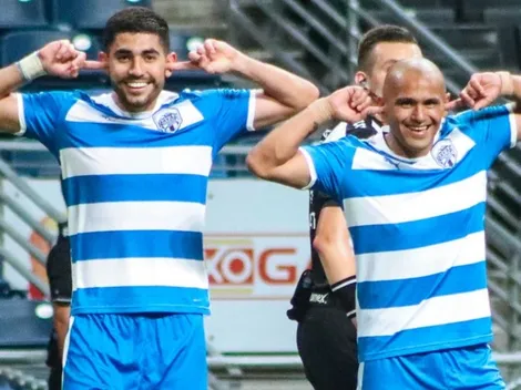 La alegría de Chupete Suazo tras su gol en México