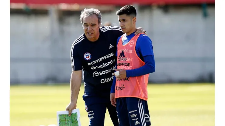 Martín Lasarte explica la ausencia de Leonardo Gil en la Roja