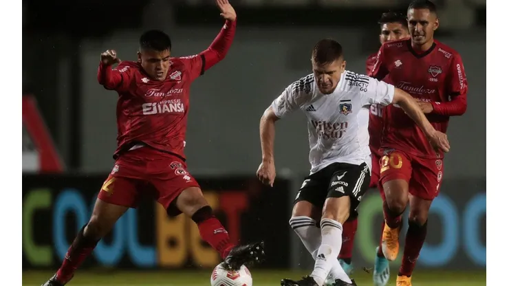 Leonardo Gil será titular ante Ñublense y es uno de los jugadores a renovar.