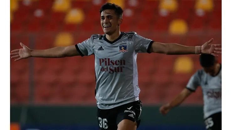 Pablo Solari sueña con quedarse en Colo Colo