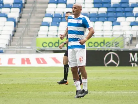 Humberto Suazo es figura en México