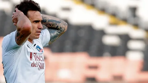 El delantero comentó el presente albo.