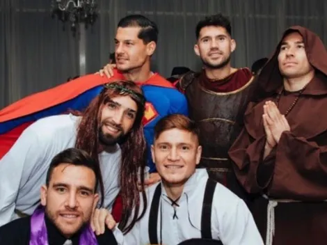 Jugadores de Colo Colo la rompen en fiesta de disfraces