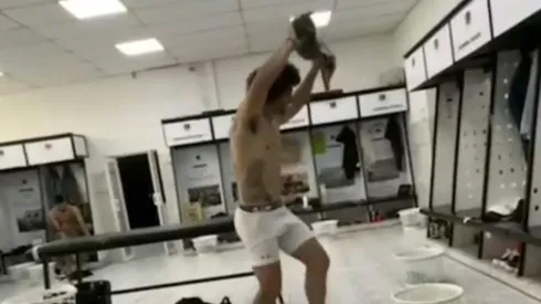 El uruguayo se atrevió con unos pasos de cueca