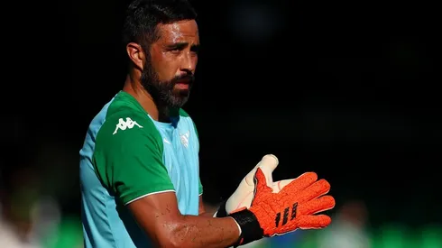 Bravo se alista en Real Betis.