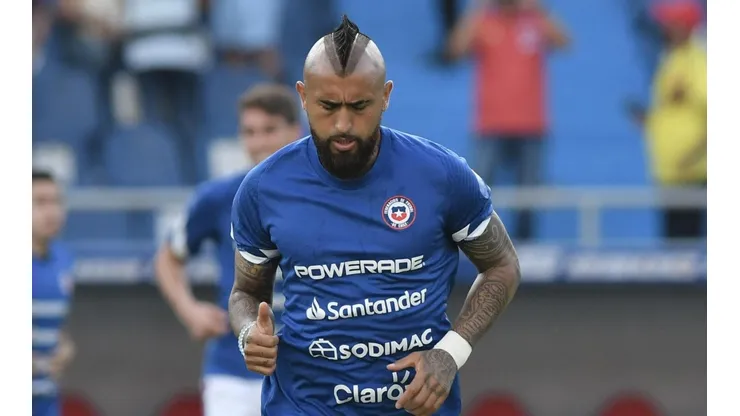 Vidal queda suspendido para la visita ante Perú en Lima.