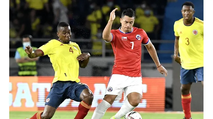 Tabla: Chile complica su presencia en Qatar 2022.