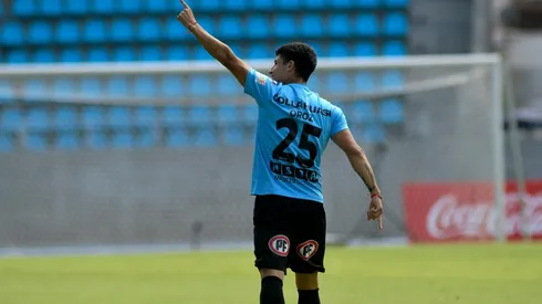 Iquique no piensa en regresar a Alexander Oroz a Colo Colo.