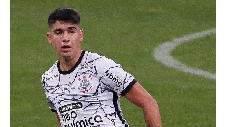 Araos ha jugado apenas 68 partidos desde su arribo a Brasil a mediados del 2018.