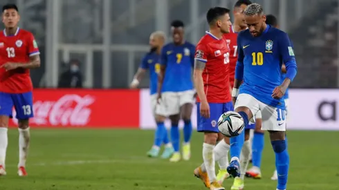 Tabla: Chile cede puntos de local tras caída con Brasil.