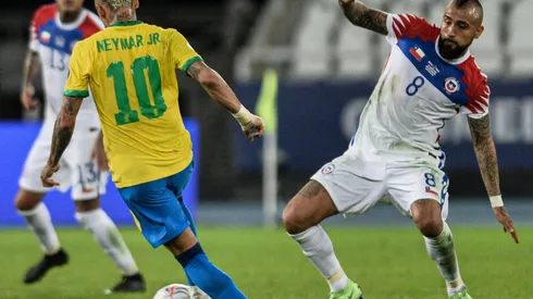 Arturo Vidal dirá presenta en la Roja de Todos esta noche en el Monumental.
