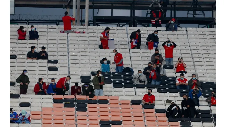 El Monumental comienza a tomar forma con los hinchas de la Roja.