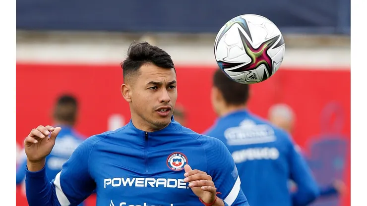 El delantero del Cacique comienza a ganar terreno en La Roja.