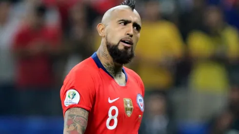 Vidal quiere jugar sí o sí en la Roja en septiembre.