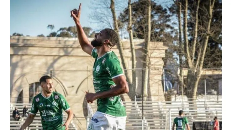Oliveira anotó seis goles en el último torneo de Apertura uruguayo.
