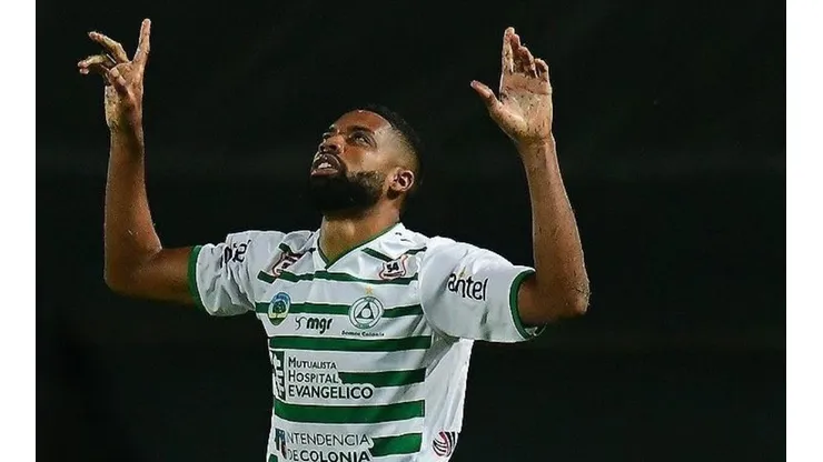 Diogo de Oliveira fue el goleador del Plaza Colonia campeón del Apertura 2021 de Uruguay.