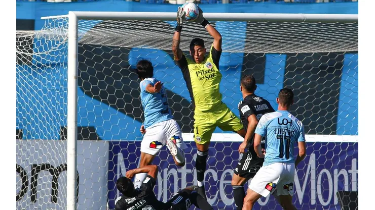 Cortés solo se concentra en Colo Colo | Foto: Agencia Uno.