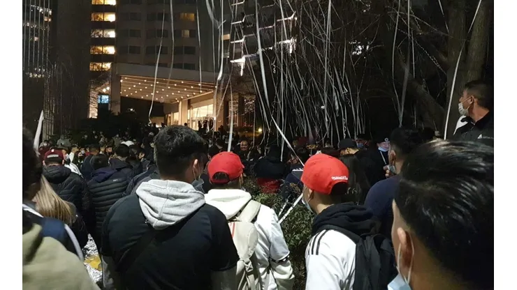 Hotelazo de los hinchas de Colo Colo