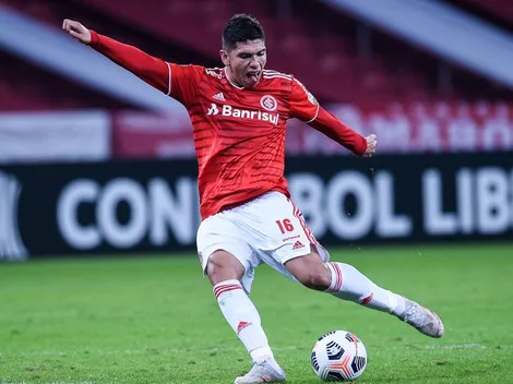 ¡Bombazo! Adelantan que Colo Colo busca la cesión de Carlos Palacios