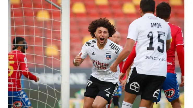 Colo Colo llegó a 12 partidos sin conocer la derrota