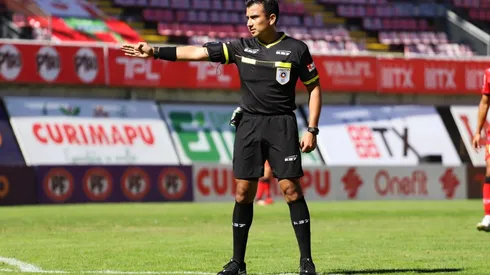 Colo Colo conoce a los árbitros para enfrentar a Unión Española