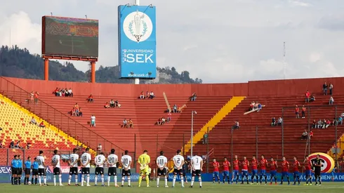 El público vuelve a los estadios del fútbol chileno.