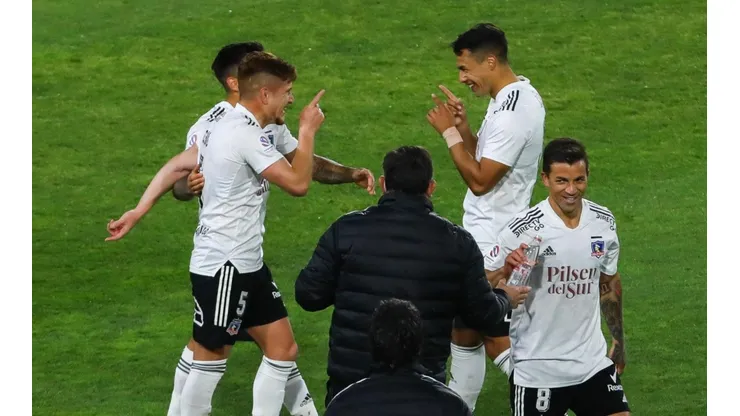Colo Colo dejó los tres puntos en casa ante Curicó.