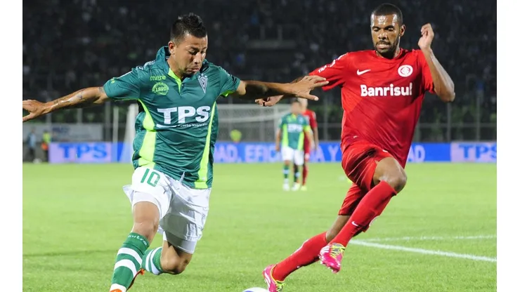 Leonardo Valencia interesa en Santiago Wanderers