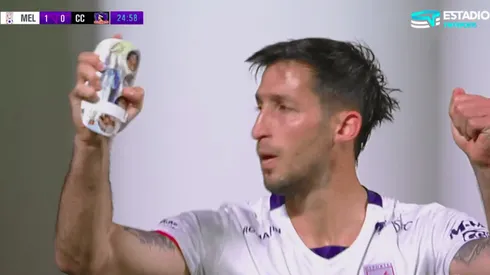 Gonzalo Sosa celebra su anotación.